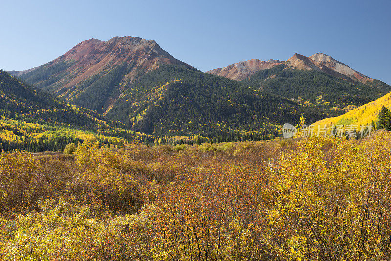 科罗拉多州红山口的秋天景色