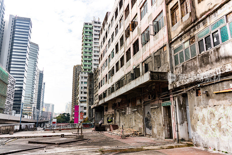 香港观塘旧社区，公寓大楼