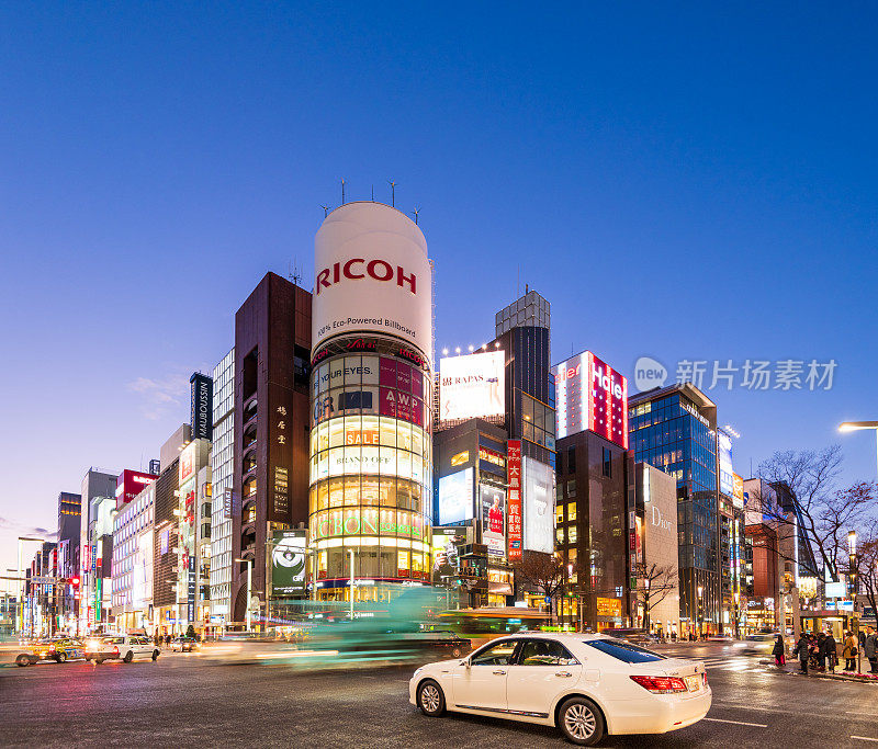东京银座的理光广告牌建筑