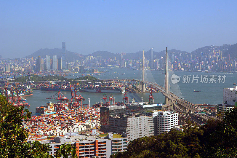 香港港口及昂船洲大桥全景