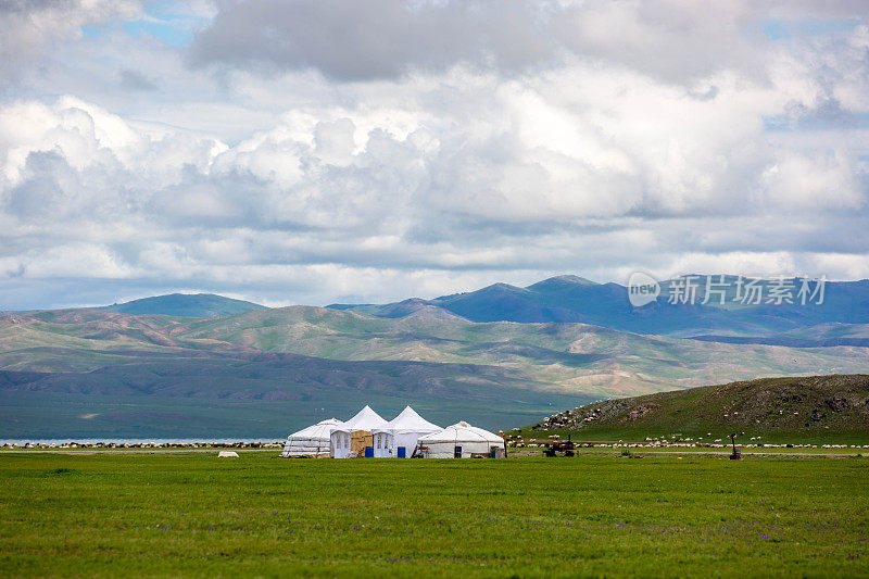 蒙古:草原上的蒙古包