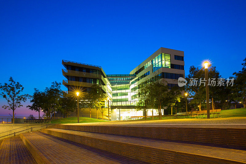 汉堡海港城大学