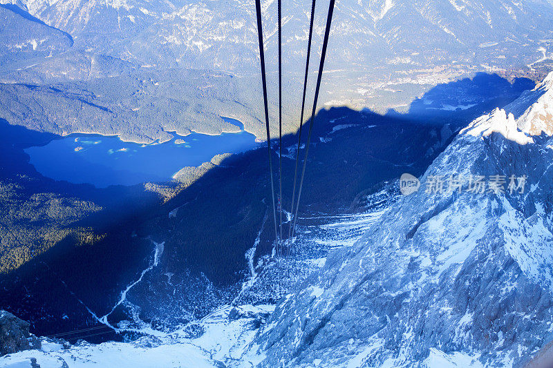 Zugspitze，电缆和Eibsee湖