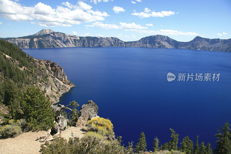 火山口湖，俄勒冈，美国