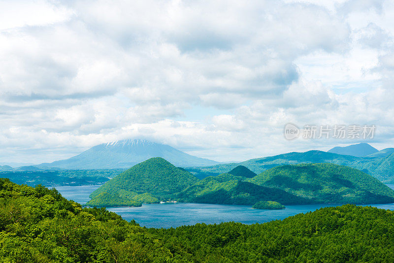 火山湖托雅