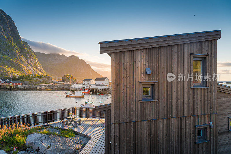 挪威，挪威罗浮敦群岛的日落风景