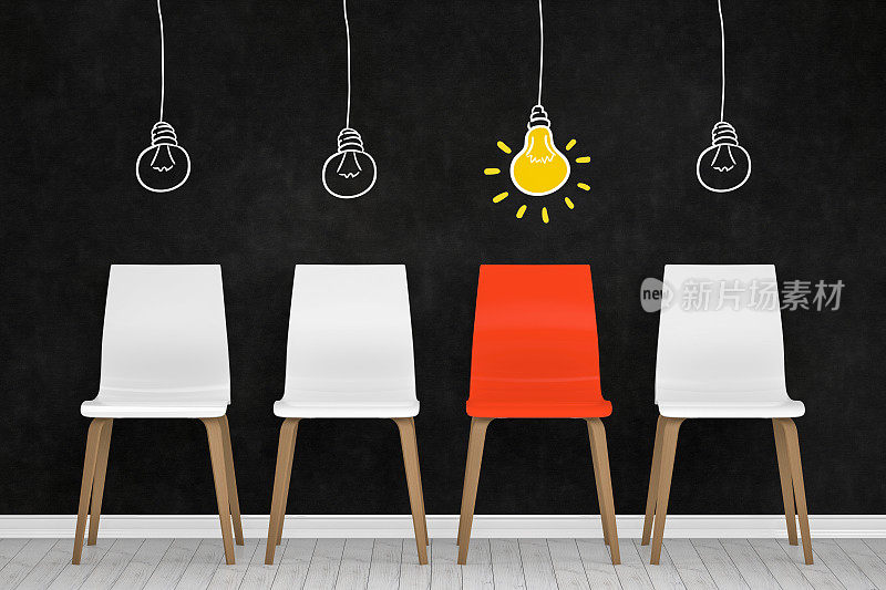 不同的椅子，灯泡，团队合作和领导理念的办公室。