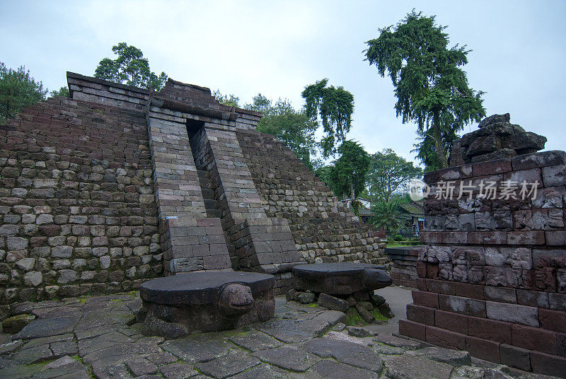 Sukuh寺