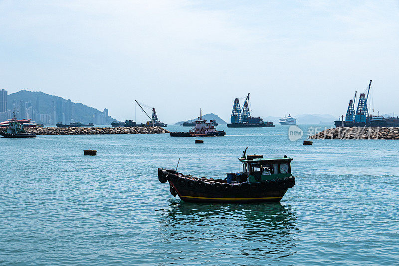 油麻地避风塘及西九龙