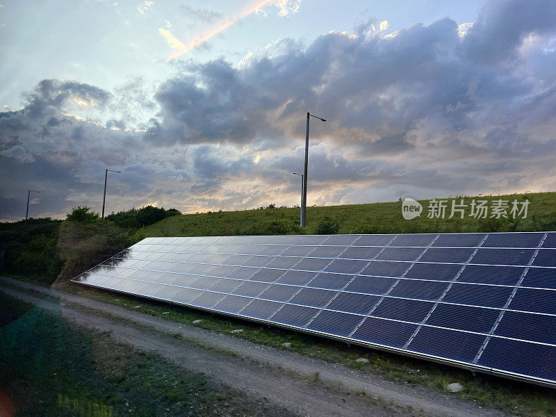 太阳能电池板可再生能源可持续资源夕阳