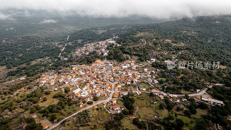 Asagibey村无人机照片，贝加马-伊兹密尔，土耳其