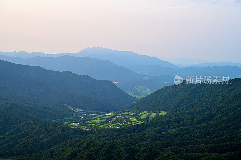 大堂山的黎明