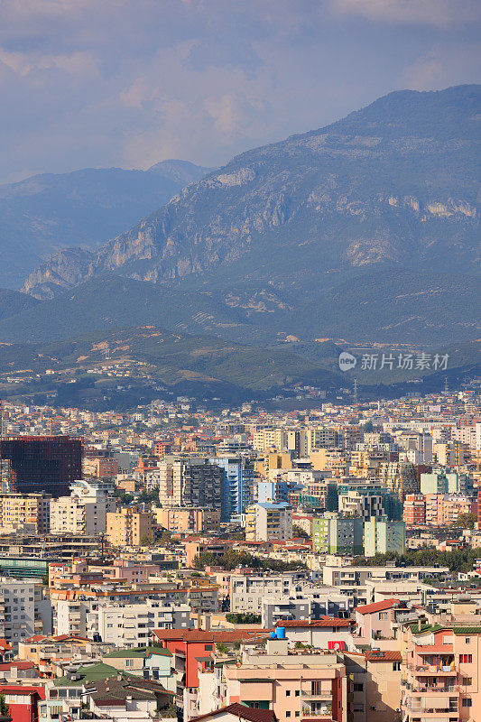 阿尔巴尼亚地拉那城市景观天际线