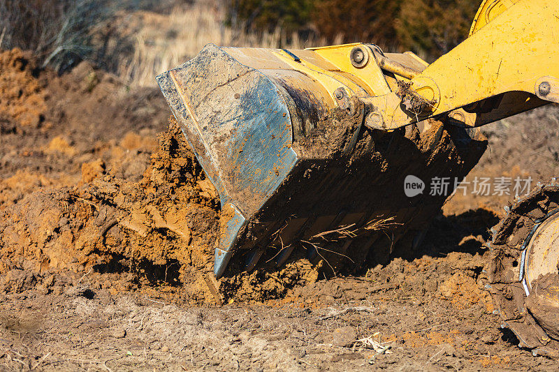 土方移动设备土地开发和池塘建设中西部美国密苏里州照片系列