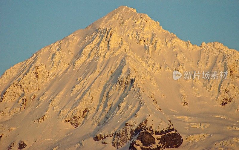 胡德山陡峭的冰