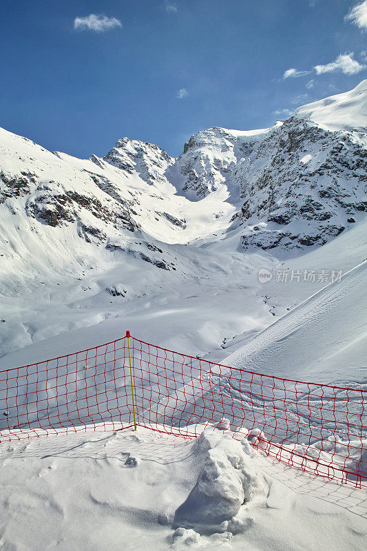 阿尔卑斯山的雪景与冰川