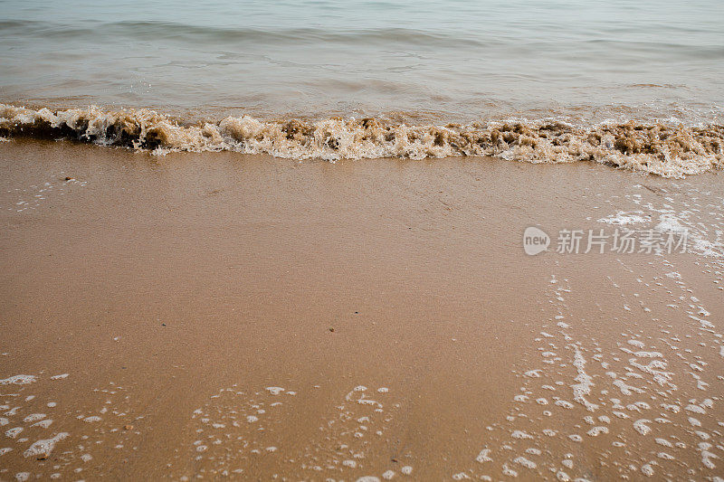 沙滩和海浪