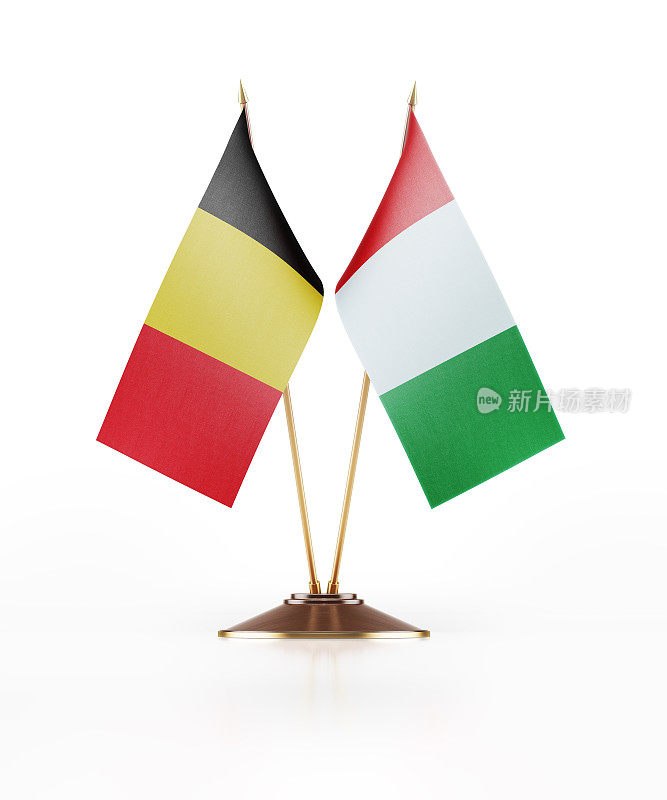 比利时和意大利的微型国旗