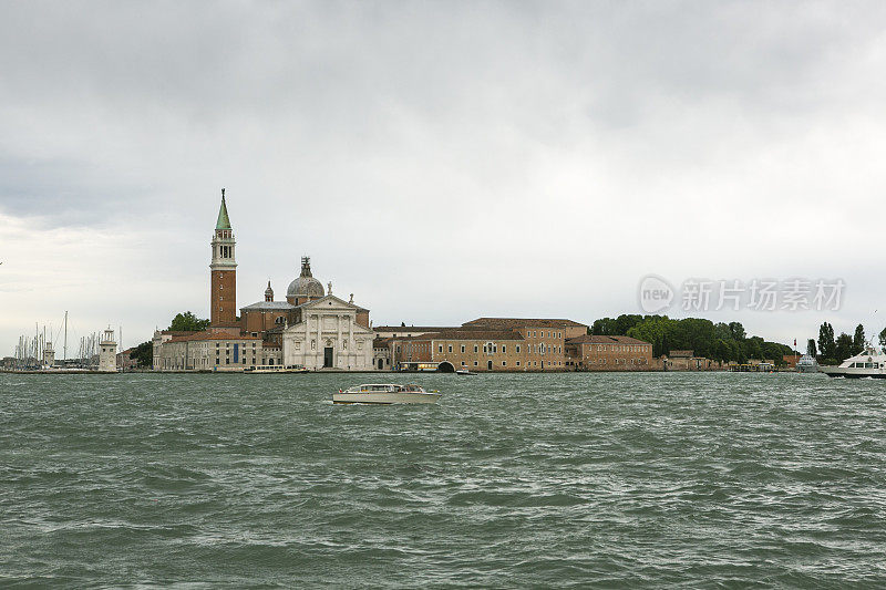 意大利威尼斯主要水道的海岸