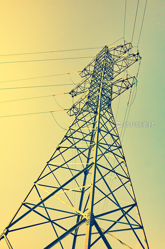 高压电力塔架架空电缆背景线