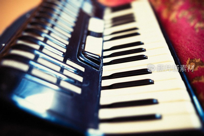 旧键盘手风琴