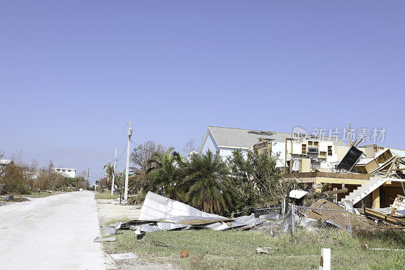 飓风艾玛造成拉姆罗德岛整条街道的破坏