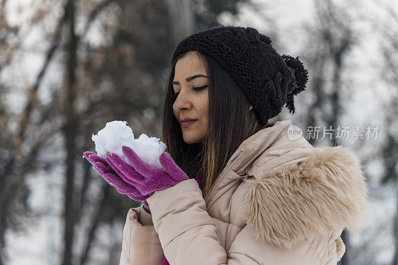 雪球女人