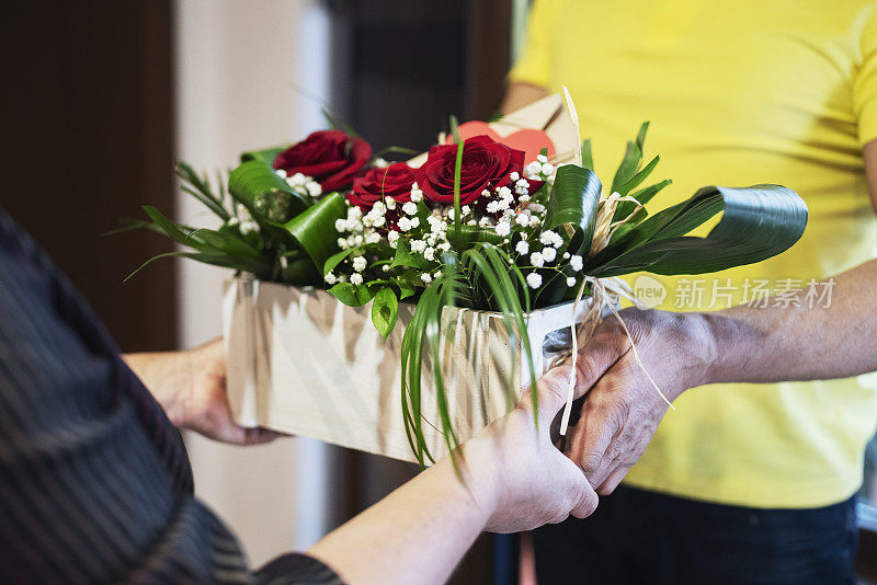情人节收到花。