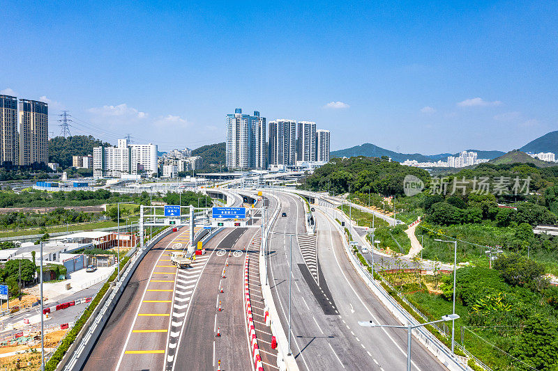 香港香园围公路的无人机照片