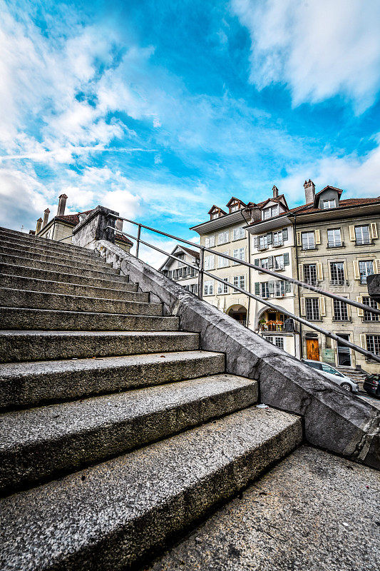瑞士伯尔尼大街上的楼梯