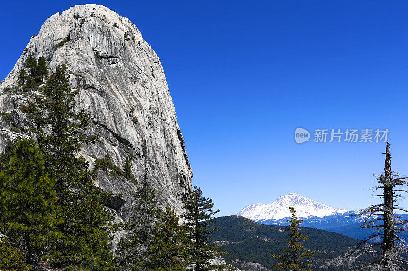 太沙士达山