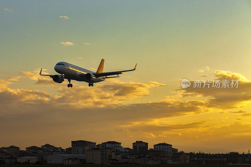 飞机在空中