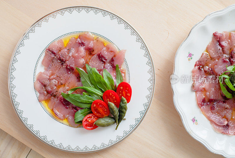 金枪鱼生牛肉片