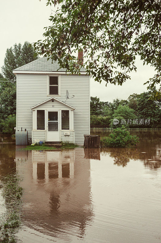 淹没了房屋
