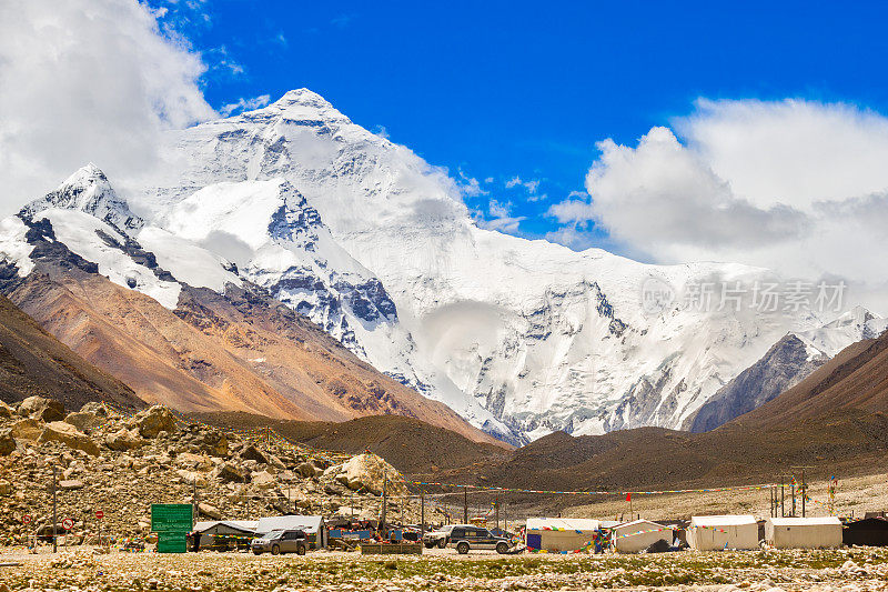 珠穆朗玛峰和西藏大本营