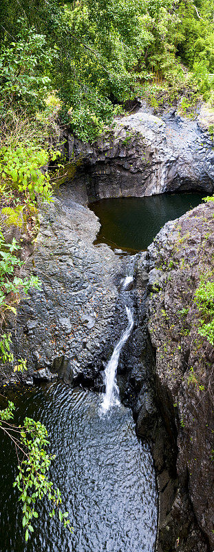 瀑布和水池，毛伊岛