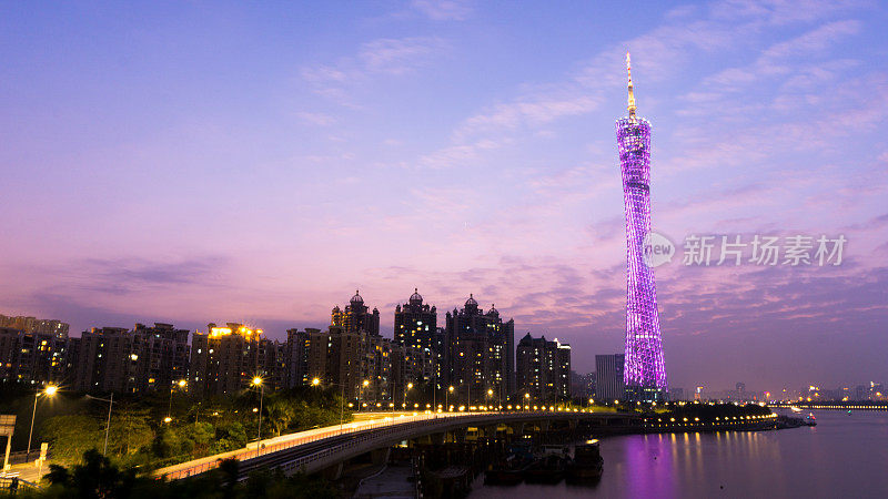 日落时分的广州，天际线，城市景观和现代城市的地标