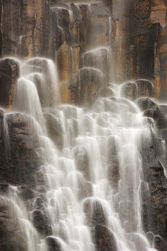 瀑布火山悬崖瀑布