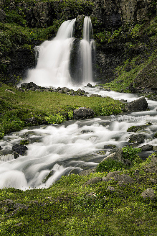 Dynjandi，冰岛的瀑布