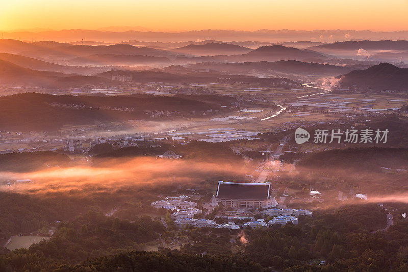 天安黑山独立纪念日上午