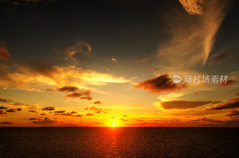 夕阳海景