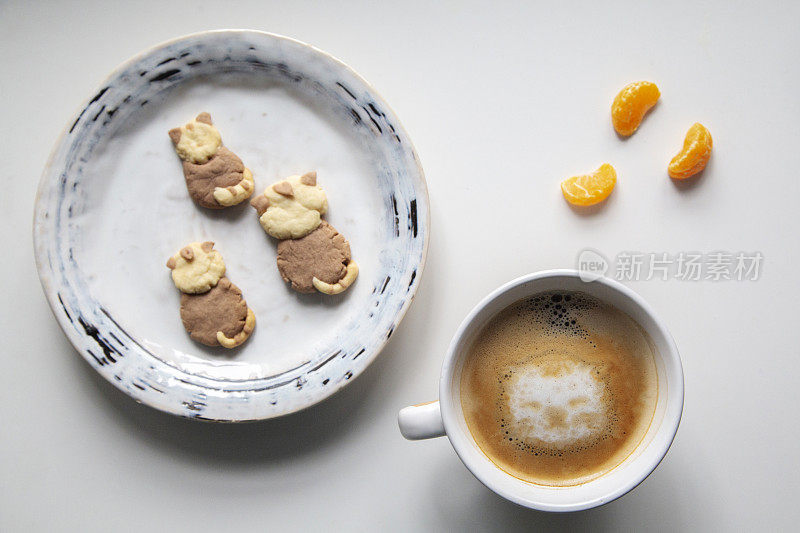 家庭烘焙和咖啡休息时间:可爱的小猫饼干