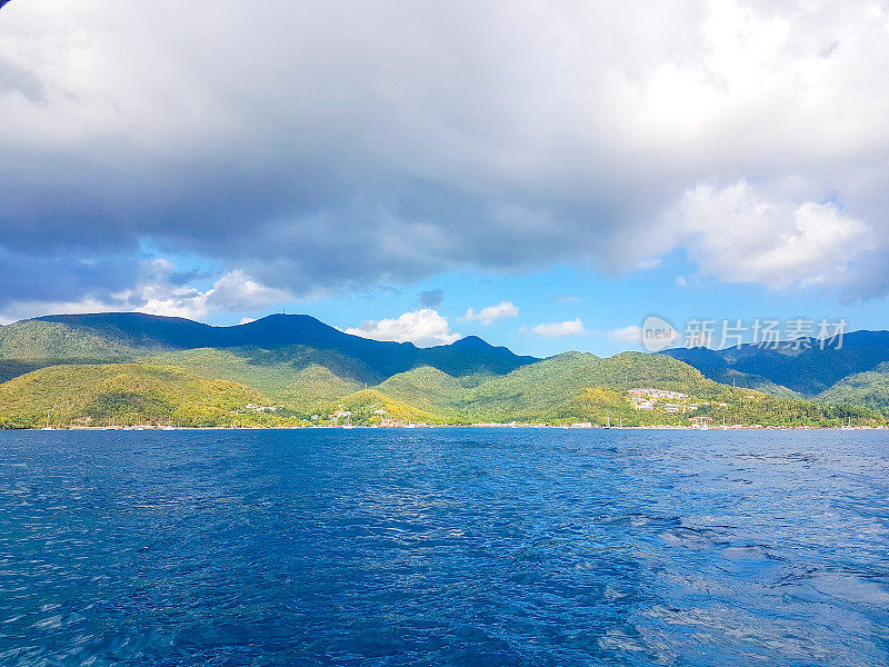 马尔登尼海滩，保留区库斯托，瓜德罗普