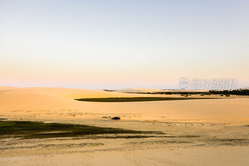 美丽的沙地平线在Jericoacoara，塞阿拉，巴西