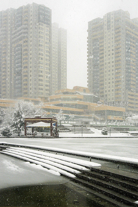 迪克门山谷的降雪