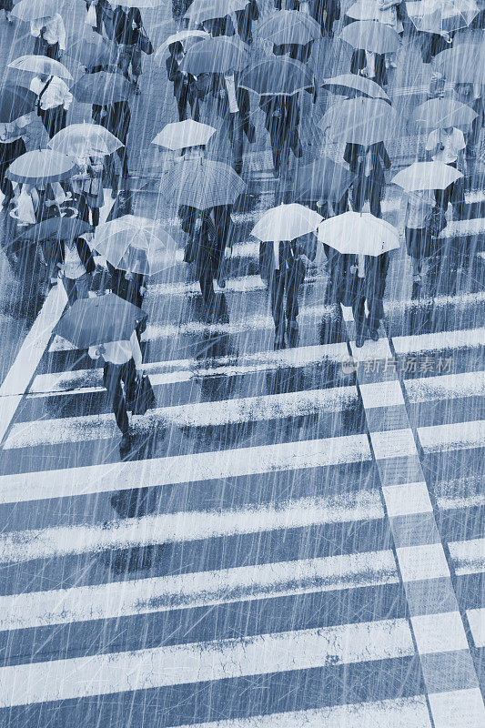 东京下雨的上班族