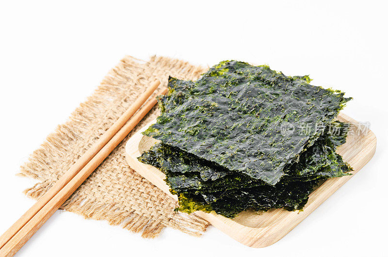 日本料理紫菜干海藻床单。
