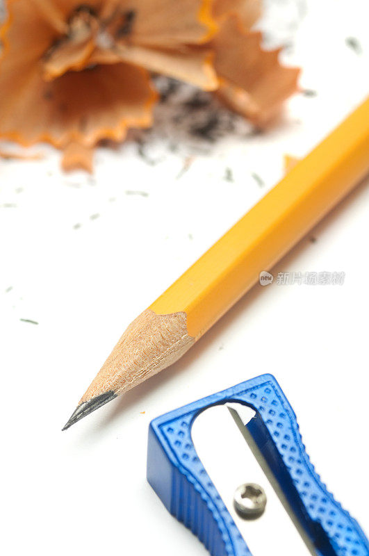 铅笔削尖