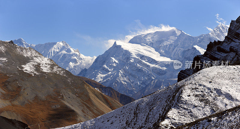 安纳普尔纳峰。Lhotse。珠穆朗玛峰。尼泊尔的动机。