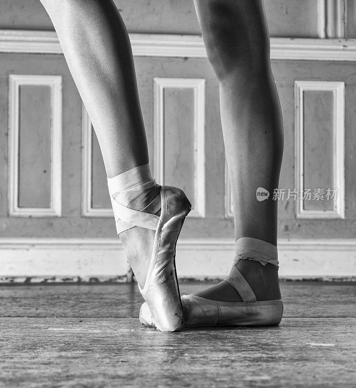 芭蕾舞者的腿